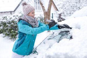 The Dangers of Uncleared Snow on Trucks and Cars
